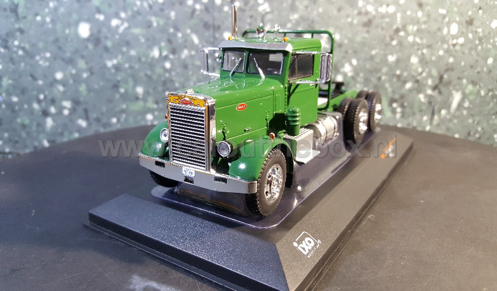 Peterbilt 281 groen 1:43 Ixo - Afbeelding 2