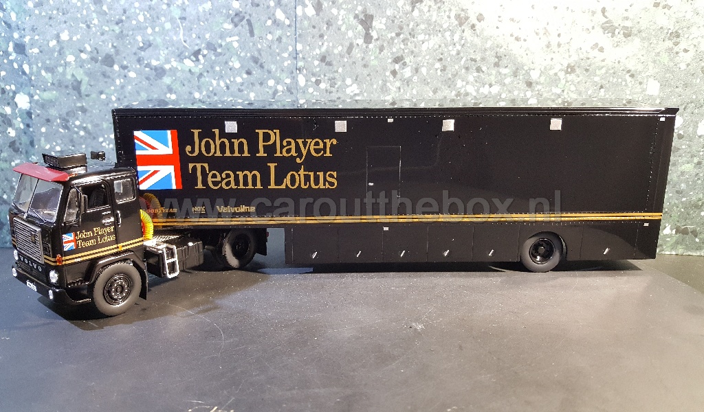 Volvo F88 JOHN PLAYER TEAM LOTUS 1:43 Ixo - nr. 1
