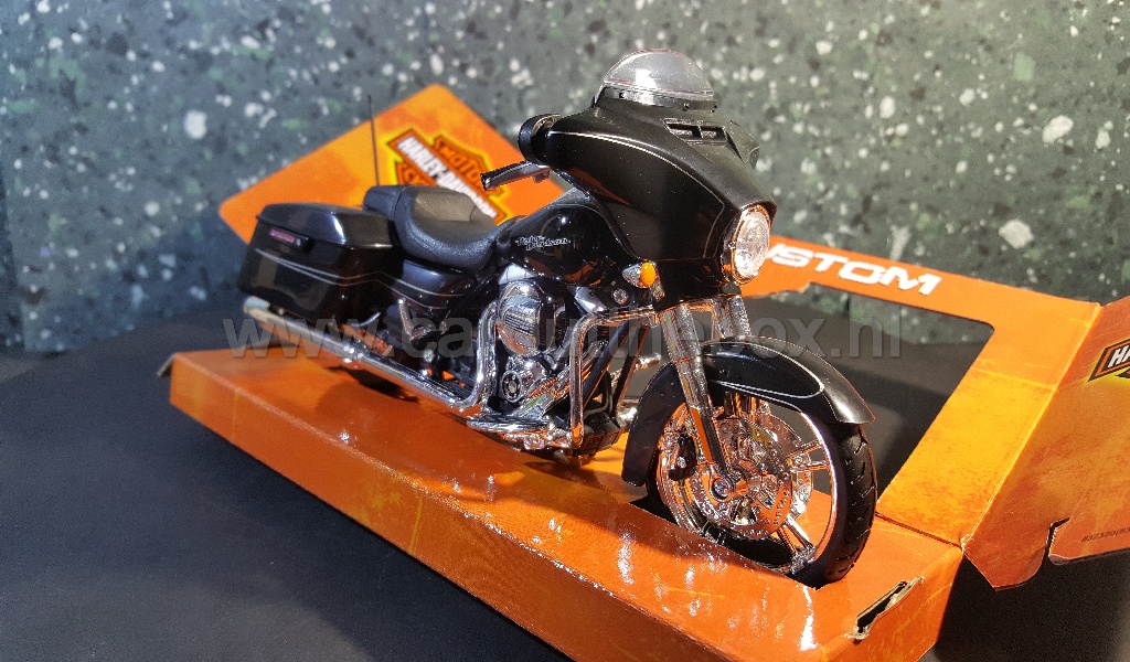 Harley Davidson Street Glide zwart 1:12 Maisto - Afbeelding 2