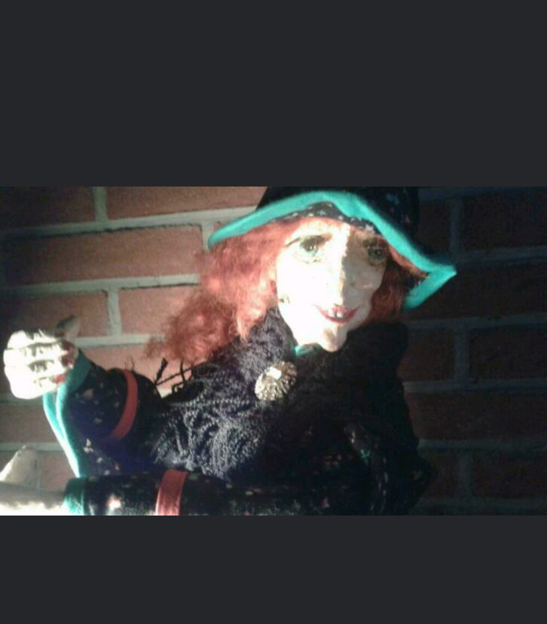Oude heks van papier mache - Afbeelding 4