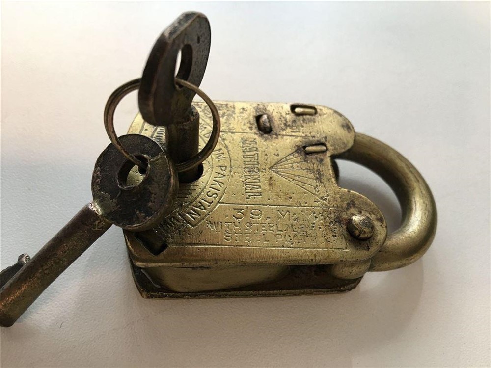 Antiek hangslot - ''National' 39MM, messing. - Afbeelding 2