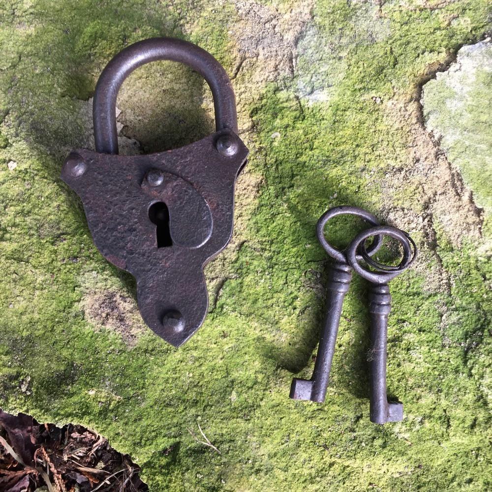 antiek hangslot, kasteel slot, U-lock Middeleeuws slot - Afbeelding 2