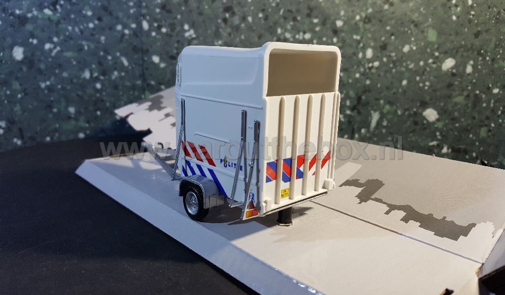 Paarden trailer POLITIE 1:43 Cararama - Afbeelding 3