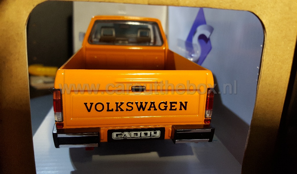 Volkswagen Caddy pick-up oranje 1:18 Solido - Afbeelding 5