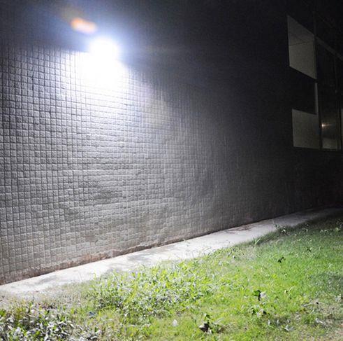 Solar 48 LED wandlamp met bewegingssensor - Afbeelding 2