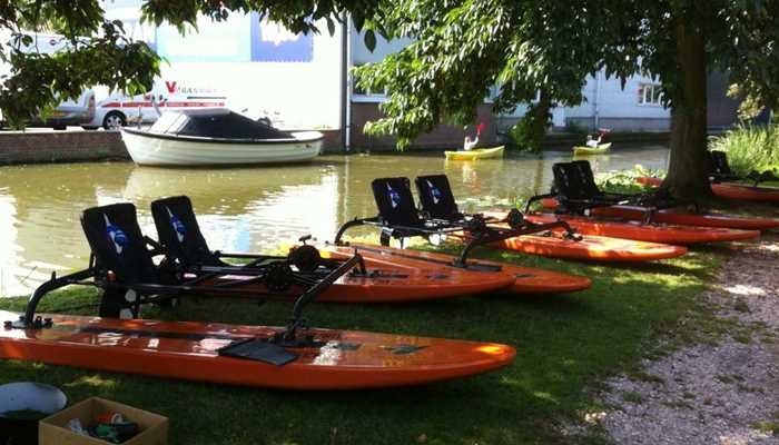 Surf Cat omgebouwd naar 2 persoon zeilboot - Afbeelding 4