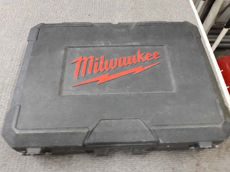 Milwaukee stofzuiger Type M12DE - nr. 1