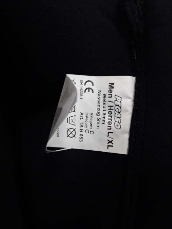 Wet suite Pegaso maat XL 5 mm dik als nieuw - Afbeelding 3