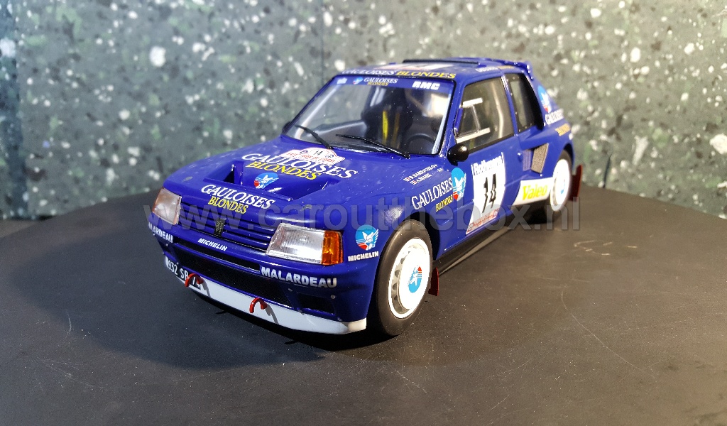 Peugeot 205 T16 #14 1:18 Triple9 - Afbeelding 2