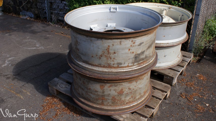 DIV151933 diversen Velgen 16.9x34 8 gaats van-gurp.nl Wijhe - nr. 1