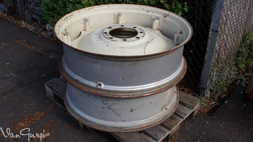 DIV151934 diversen Velgen W11x38 8 gaats van-gurp.nl Wijhe - nr. 1