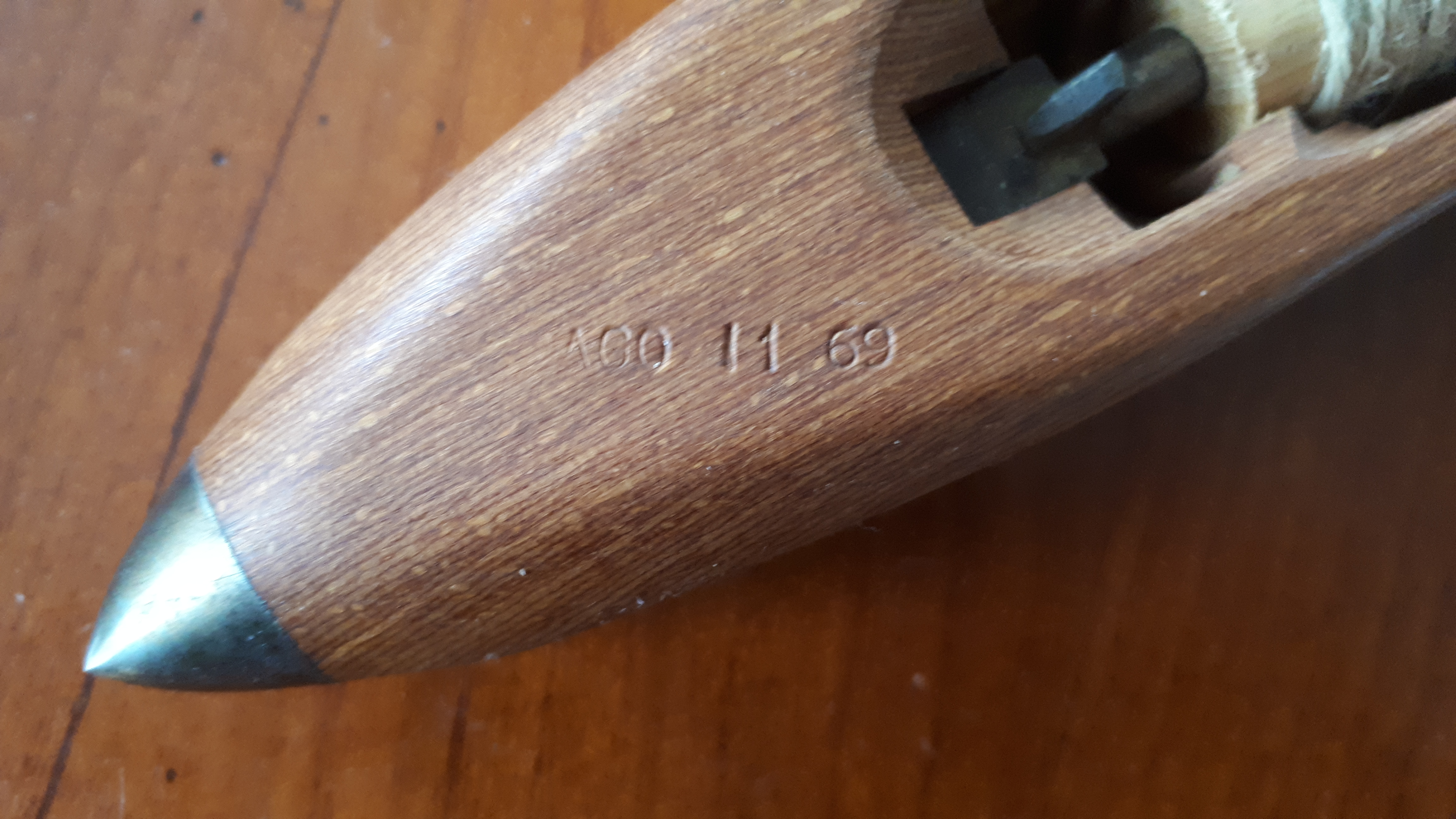 Houten Schietspoel of Weefspoel met weefgetouw en thermometer AGO - Afbeelding 3