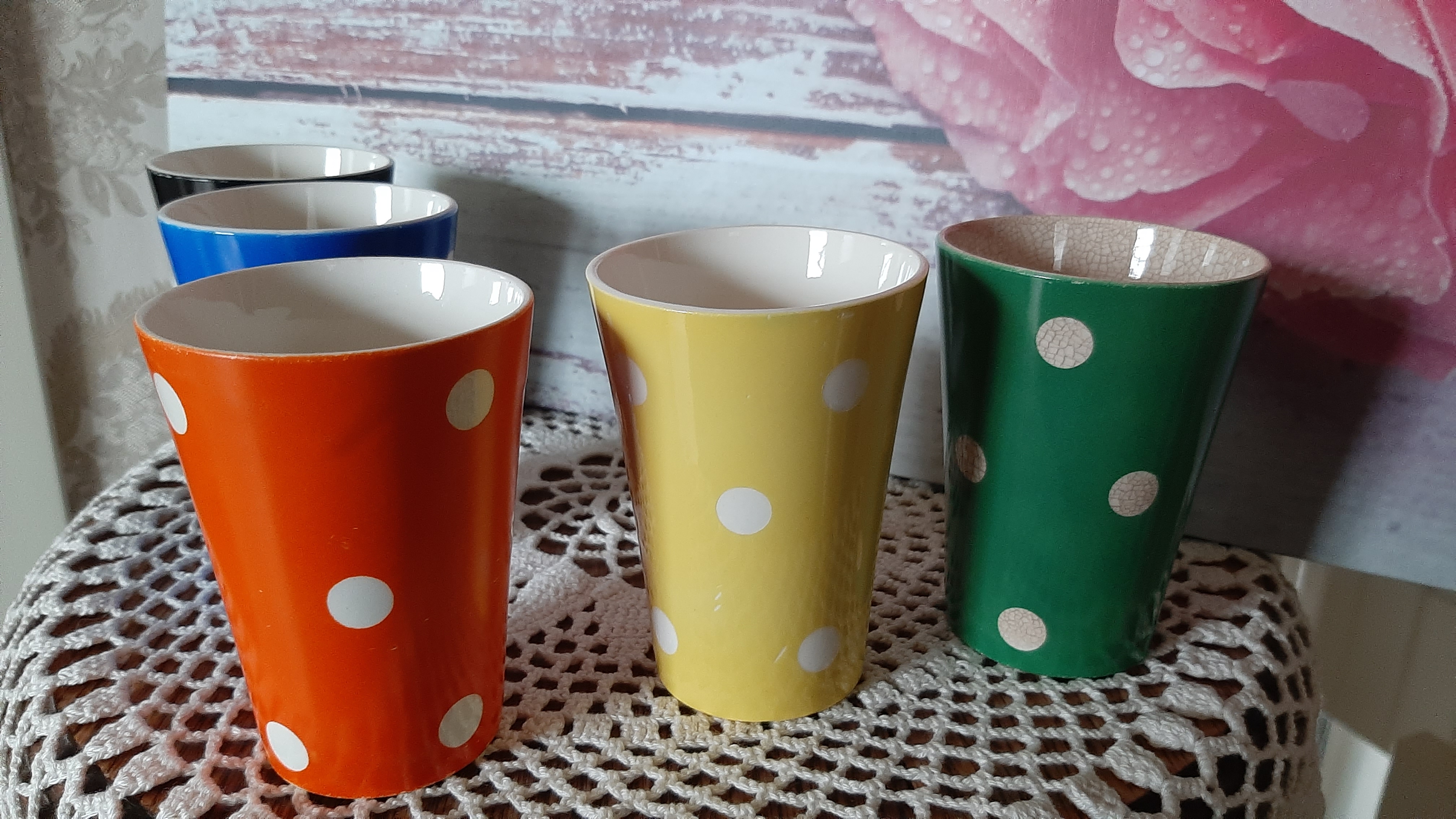 5 oude (Melk) Bekers Petrus Regout Polka Dots in diverse kleuren - Afbeelding 5