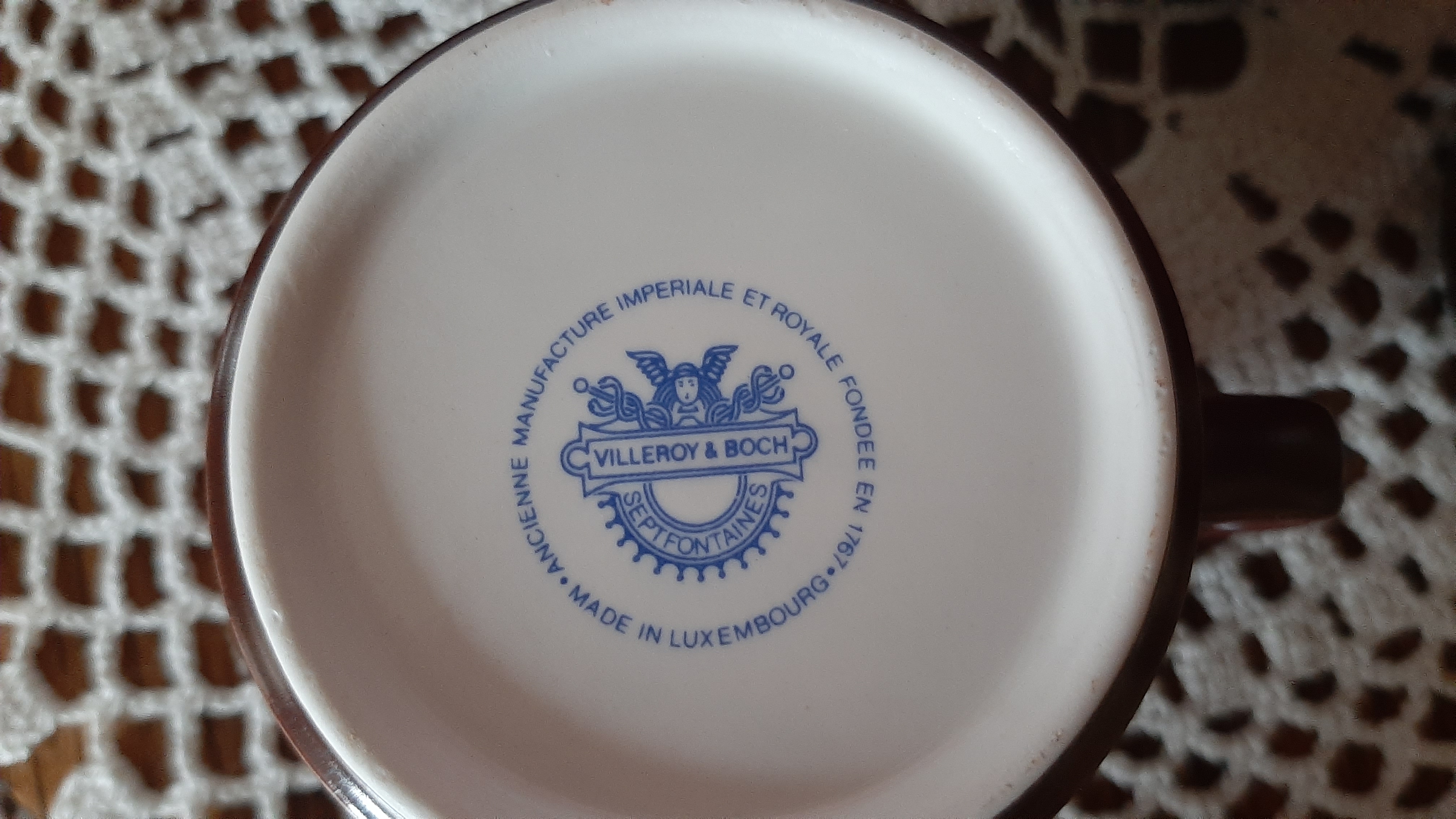 4 bruine Bekers met nostalgische afbeeldingen met tekst Villeroy & Boch - Afbeelding 7