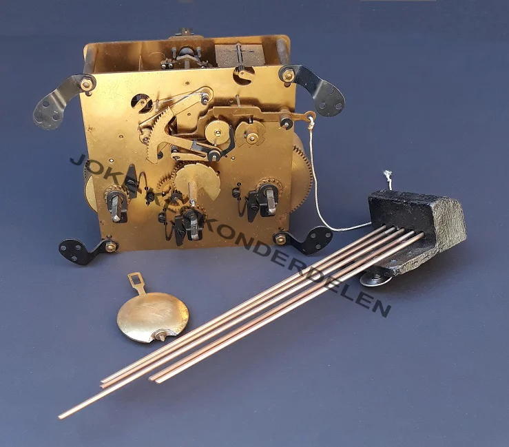 == Pendule uurwerk = gebruikt = 42411