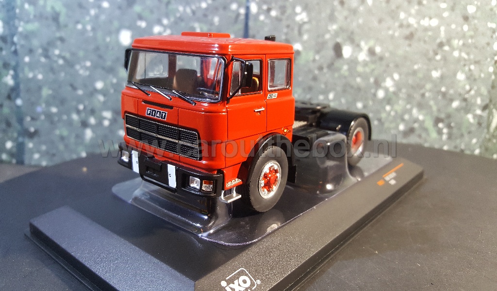 Fiat 619 N1 rood 1:43 Ixo - Afbeelding 2