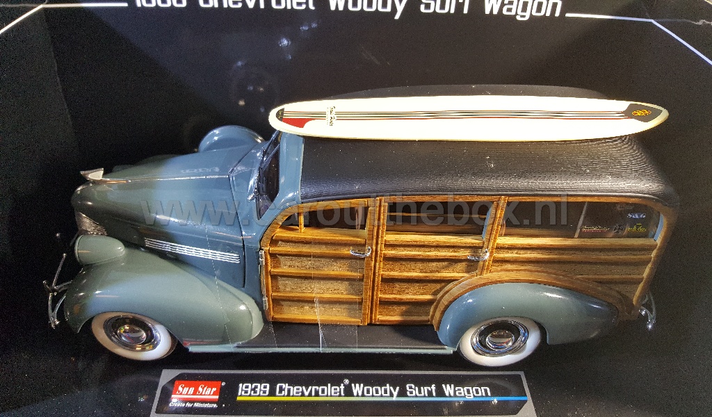 1939 Chevrolet WOODY surf wagon 1:18 Sunstar - Afbeelding 2