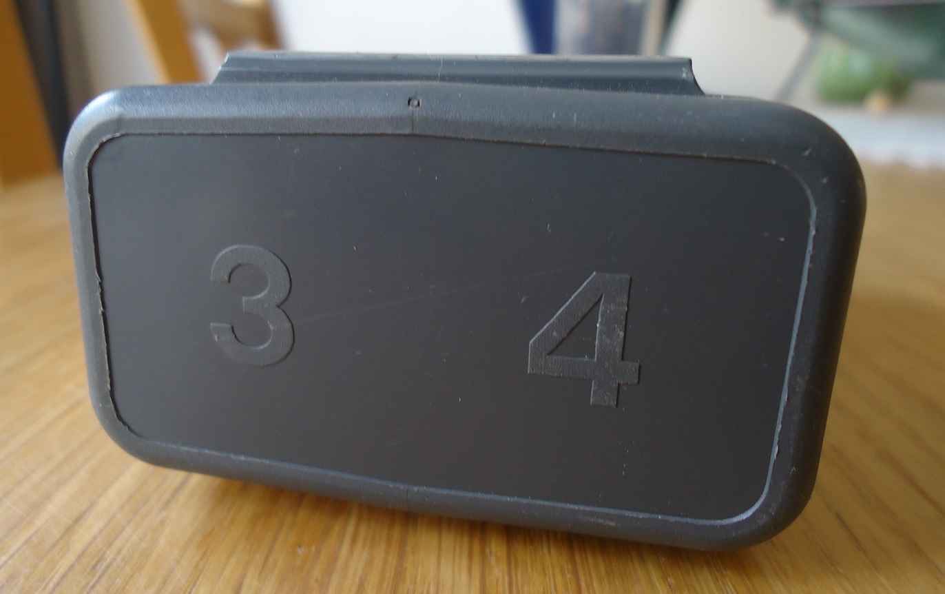 Te koop een Film-Safe X van Hama voor vier fotorolletjes. - Afbeelding 5