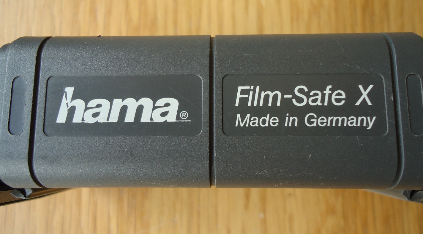 Te koop een Film-Safe X van Hama voor vier fotorolletjes. - Afbeelding 7