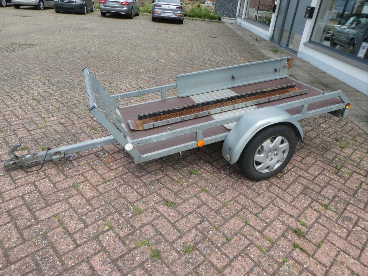 Moto aanhanger onder 500 KG - nr. 1