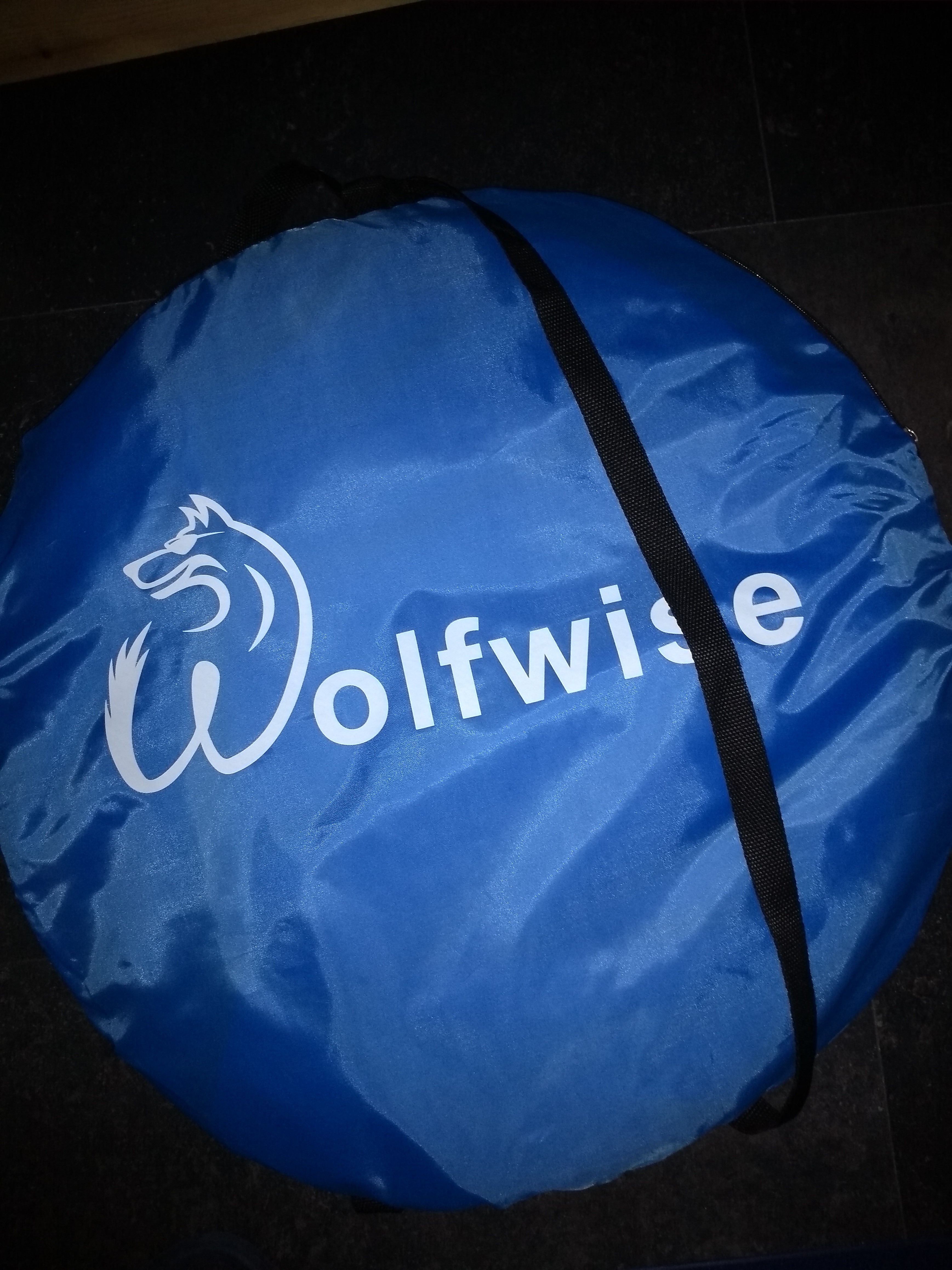 Pop up tent Wolfwise met douche/waterzak - Afbeelding 2