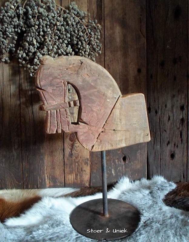 3038 DP Houten paard op standaard - Afbeelding 2