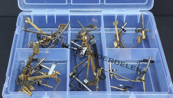 = Anker = 25 stuks = gebruikt = div. maten =40256 - Afbeelding 2