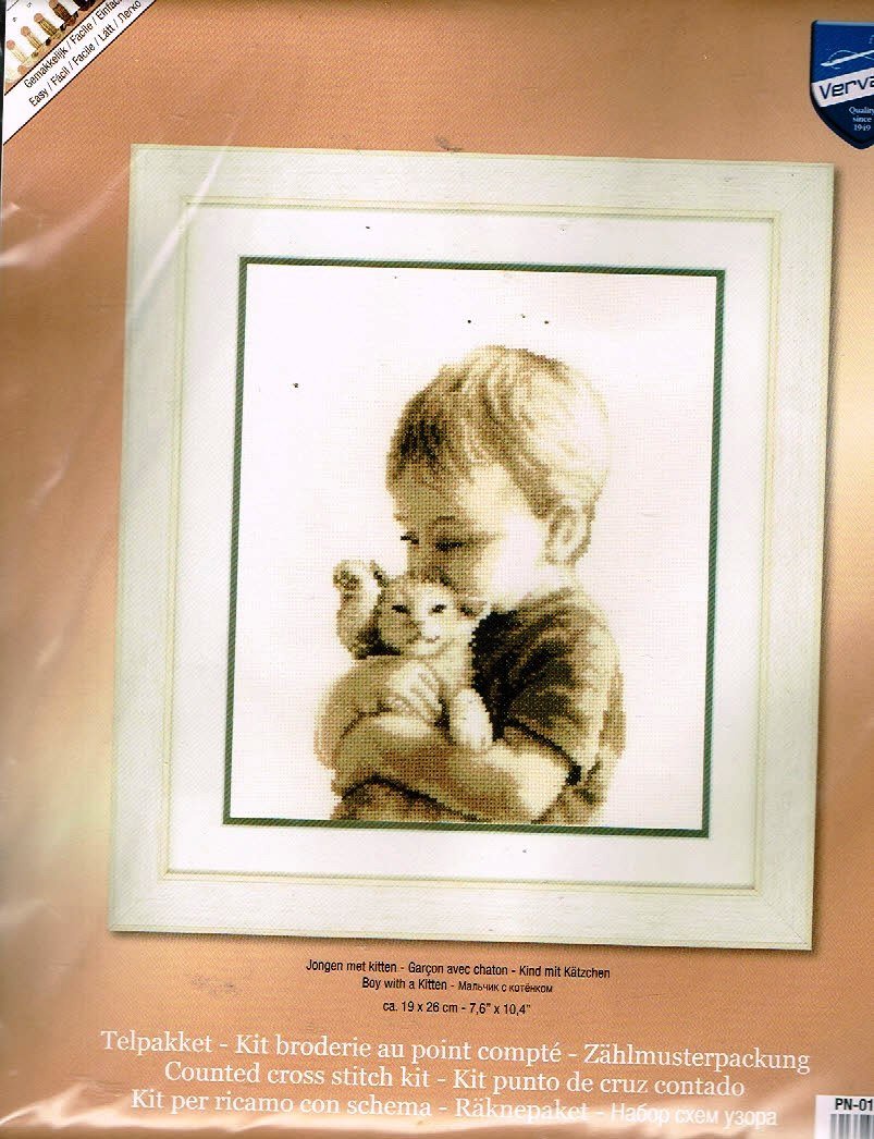 VERVACO BORDUURPAKKET , JONGEN met KITTEN