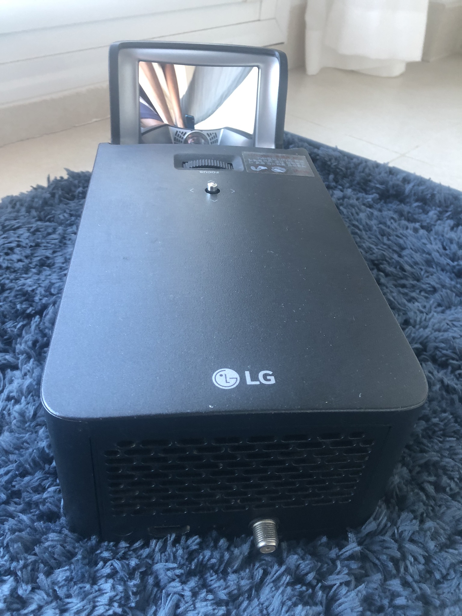 Ultra Short Throw LED Home Theater Projector LG PF1000U ZGAN - Afbeelding 4