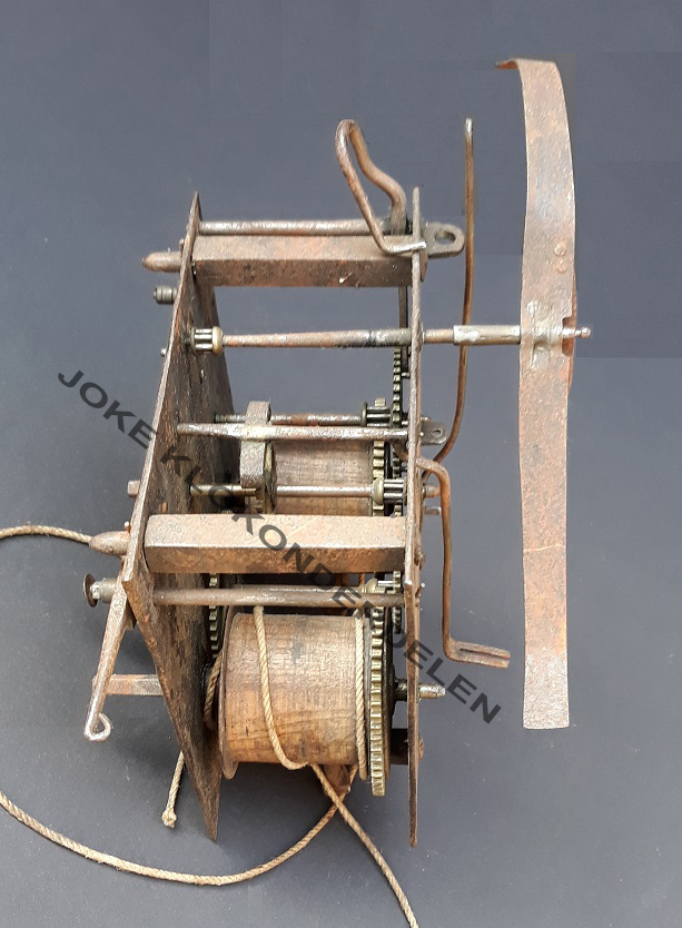 =Antiek ijzeren uurwerk = opknapper =42605 - Afbeelding 3
