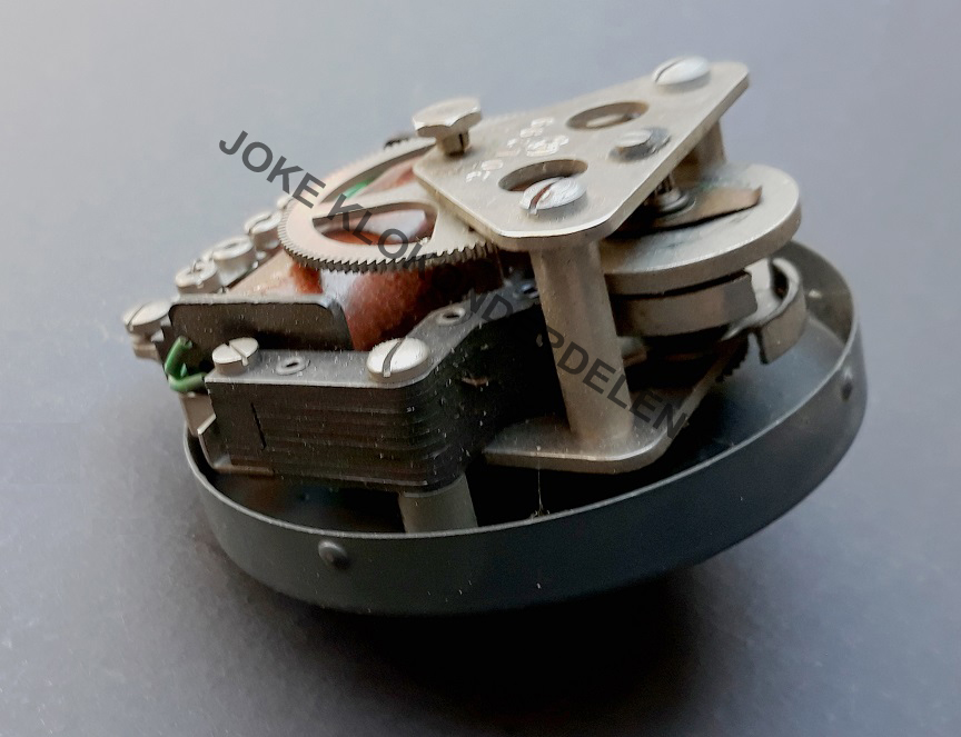 = Elektrisch uurwerk = werking onbekend =42616 - Afbeelding 3