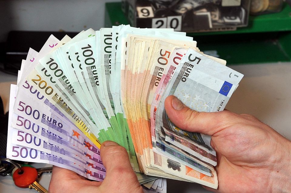 Financieringsaanbod tussen particulieren. - nr. 1