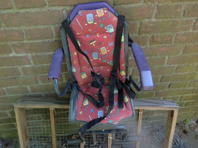 Fietsstoeltje voor achterop - verstelbare voetsteuntjes - 9 - 25 kg - nr. 1