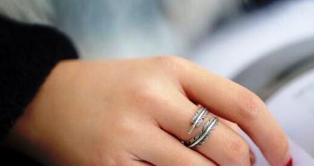 Veer van zilver, open ring - Afbeelding 4