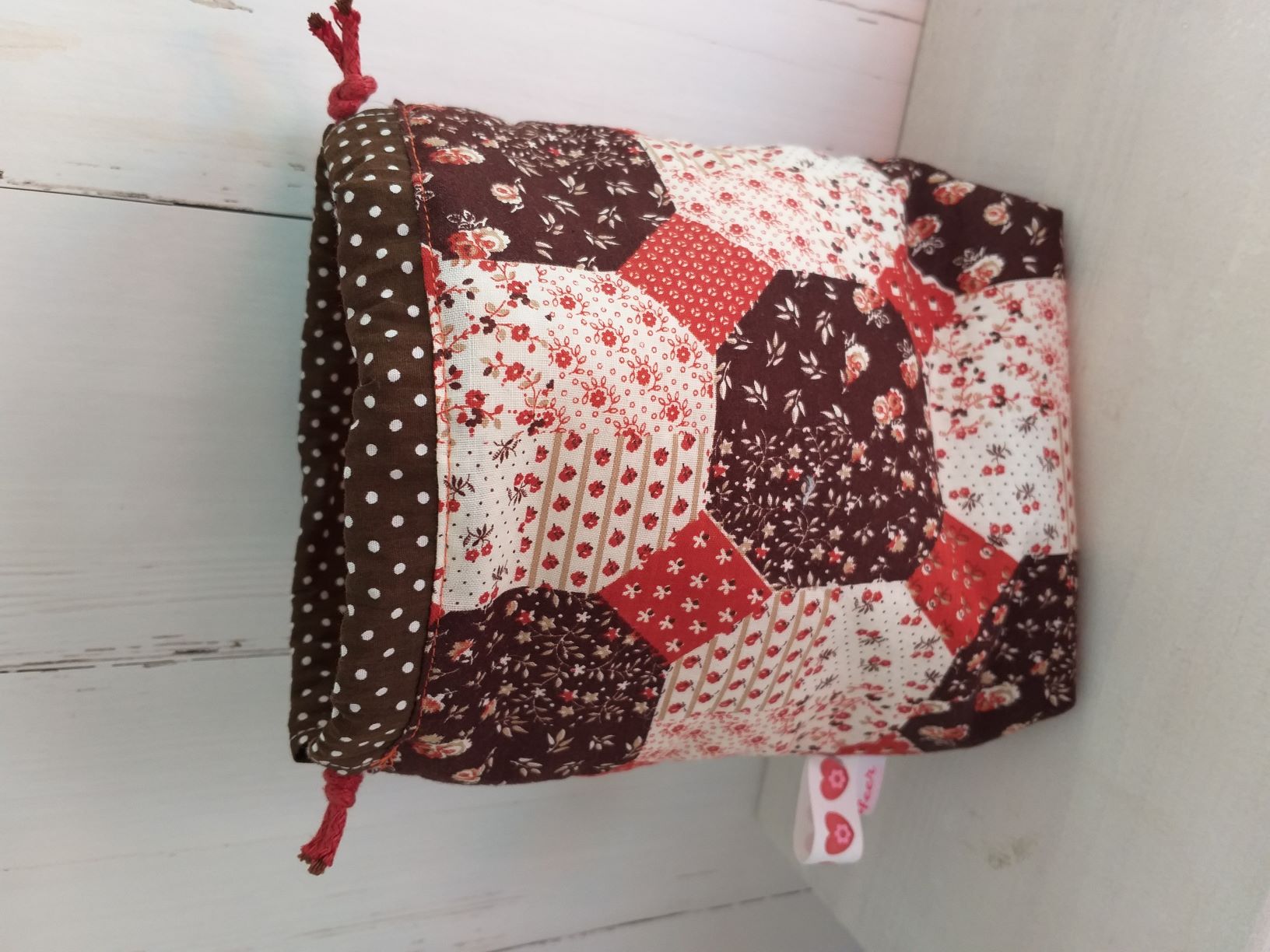 mini handwerktjasje retro bruin oranje met bloemetjes