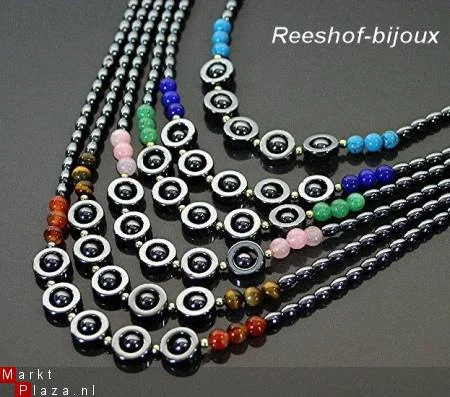 Mooie stoere Hermatiet ketting met edelsteentjes!